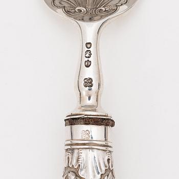 Fiskserveringsbestick, sterlingsilver, John Aldwinckle & Thomas Slater, London, 1889. I originaletui.