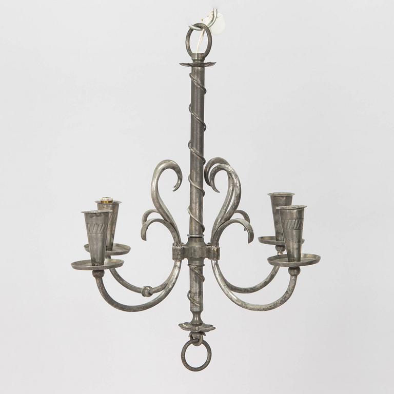 Paavo Tynell, a 1930's 'R2' chandelier for Taito. Height 54 cm.