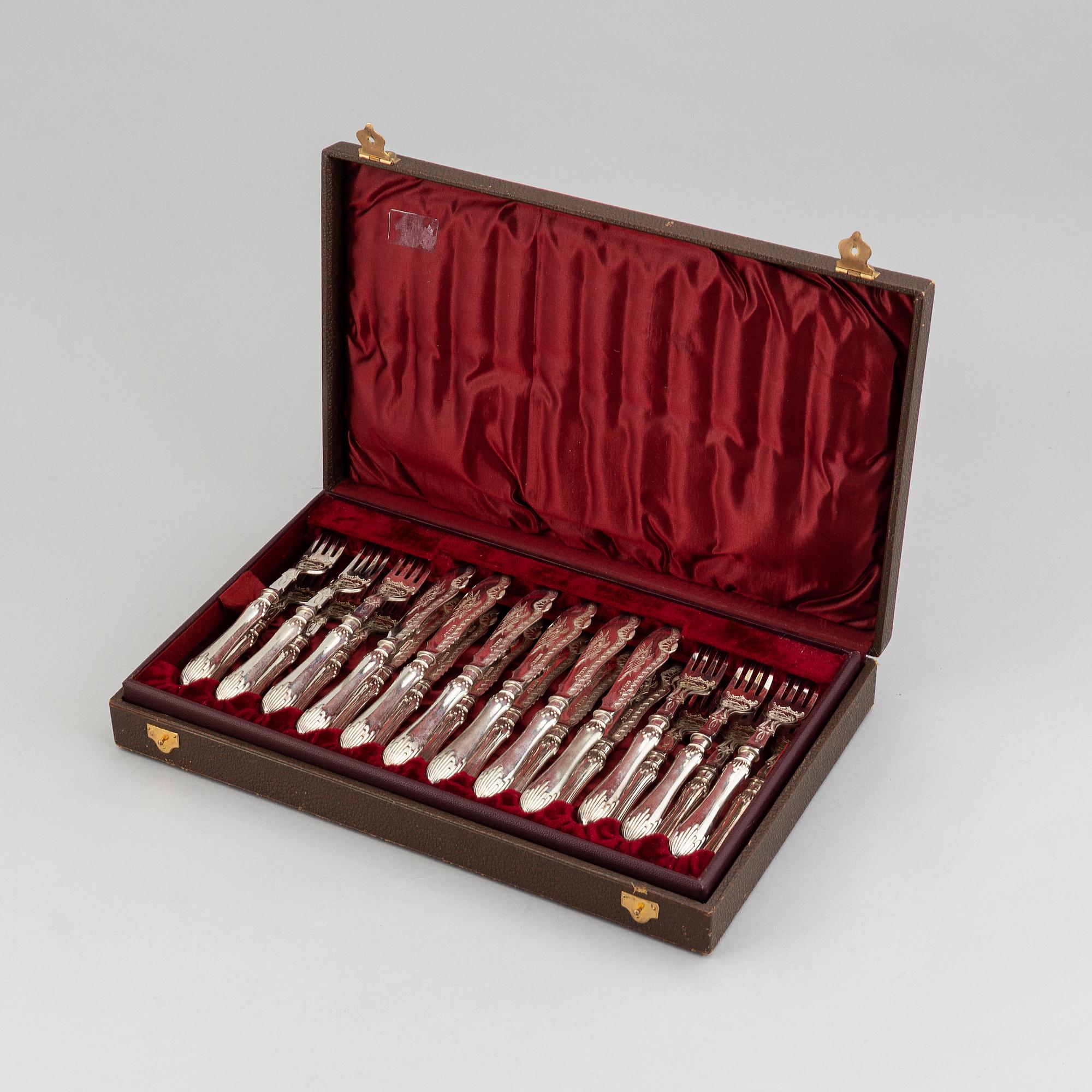 Fiskbestick, 24 st, nysilver, England, 1900-tal.