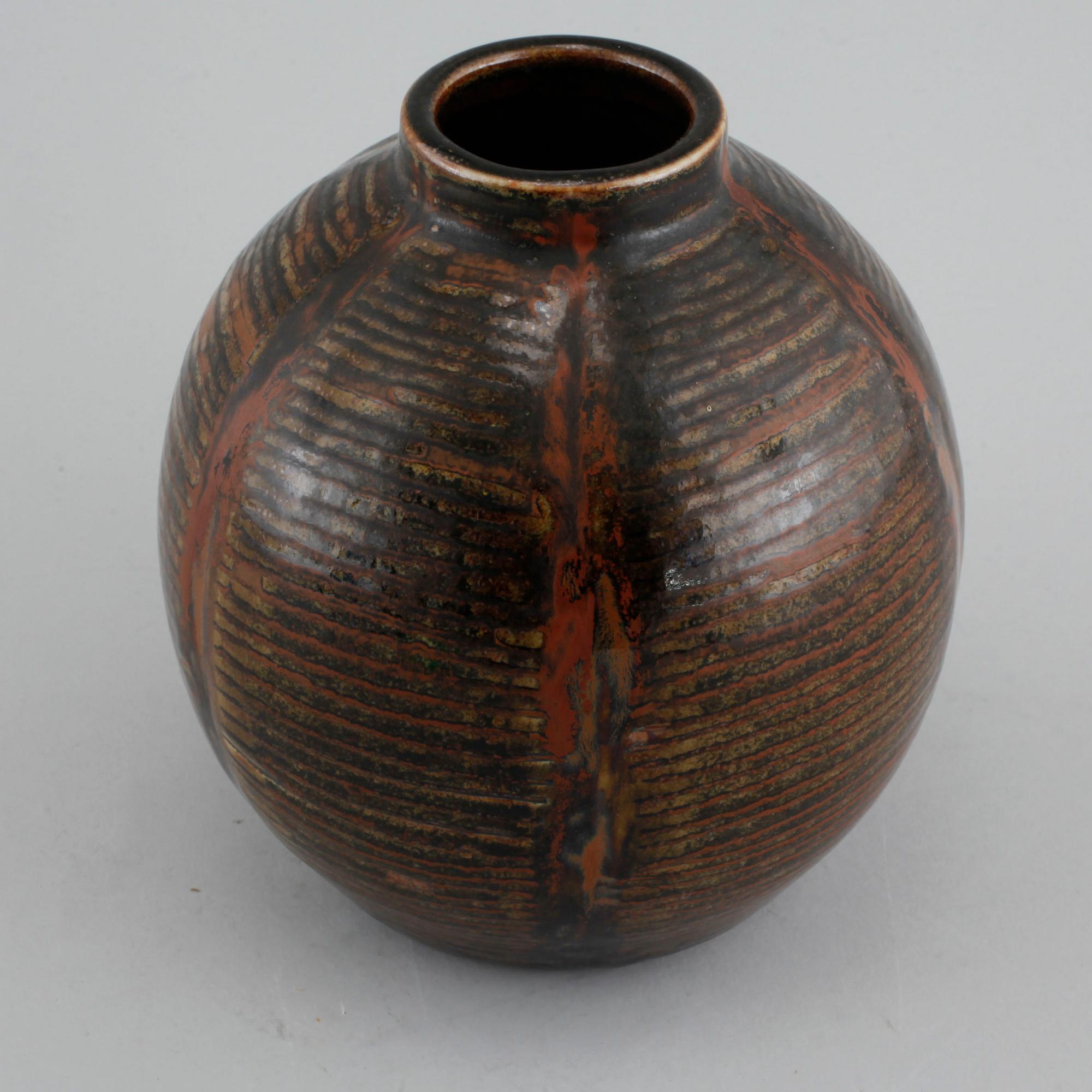 A unique Carl-Harry Stålhane vase in stoneware, Rörstrand, signed and dated -60.