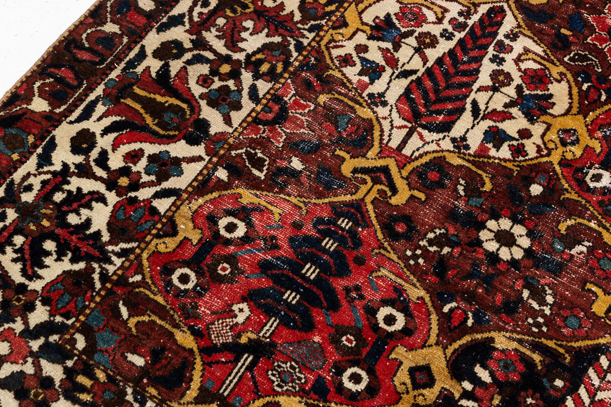 Matta, Baktiari, ca 295 x 215 cm.