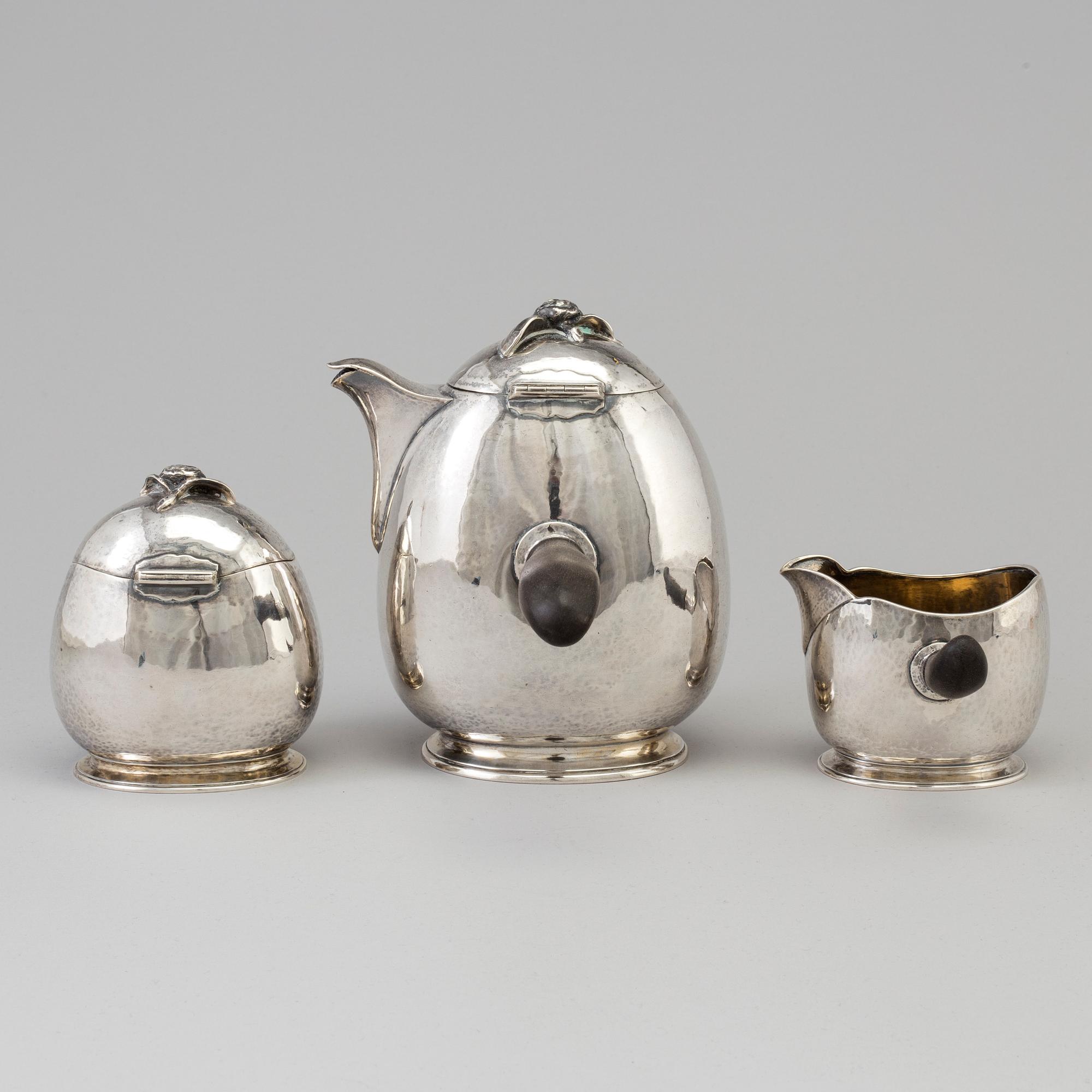 GAB, a three-piece silcer coffee service from Stockholm, 1918.