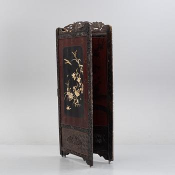 A Japanese folding screen, forst half of the 20th century.