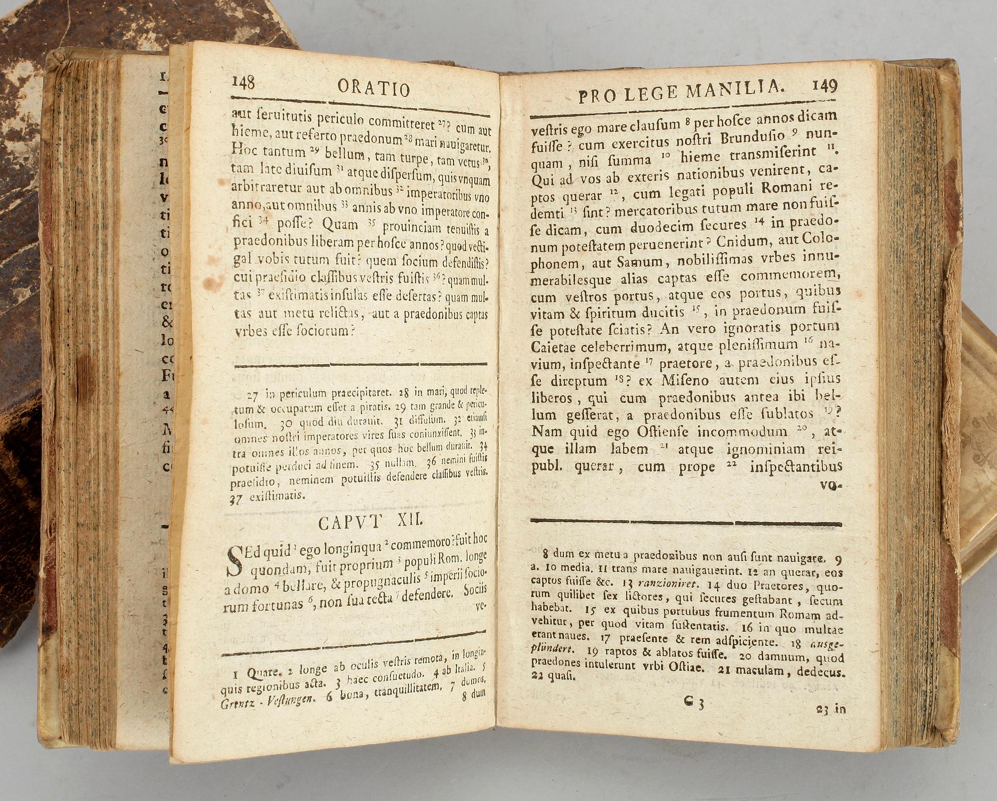BÖCKER, 3 st, bla "M. Tulli Ciceronis XII Orationes selectae...", Leipzig 1751.
