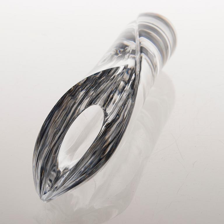 Aimo Okkolin, An 'Iris sculpture signed Aimo Okkolin, Riihimäen Lasi Oy.