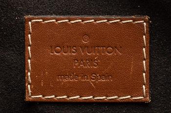Louis Vuitton, A monogram canvas 'Pallas MM' Bag.