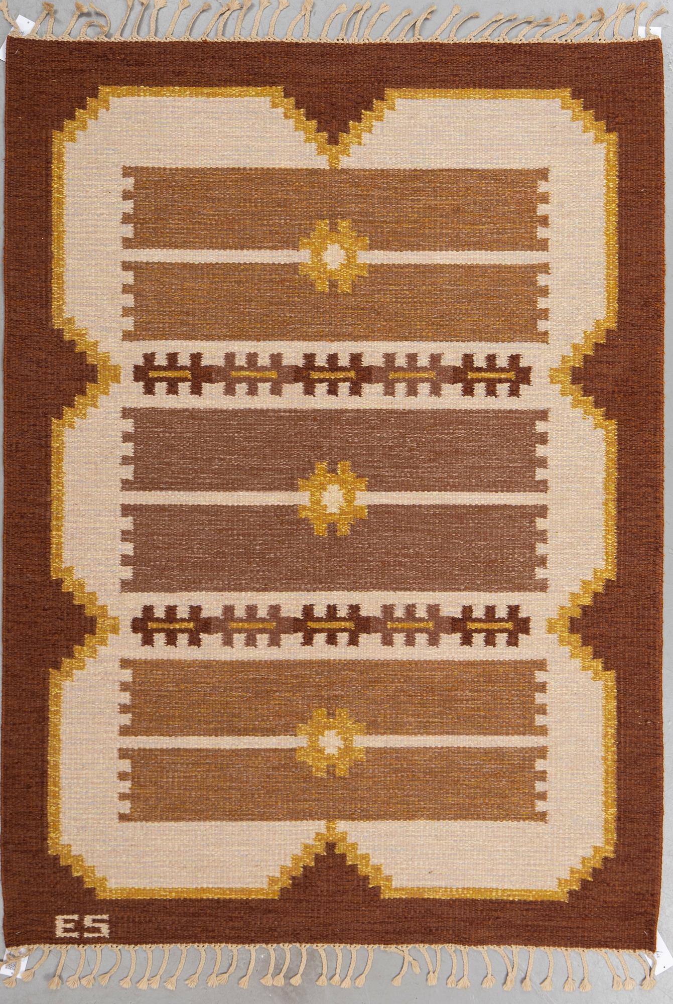 Matta, rölakan, ca 197 x 142 cm, signerad ES.