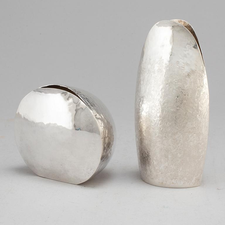 REY URBAN, vaser, 2 st, sterlingsilver, Stockholm 1969.