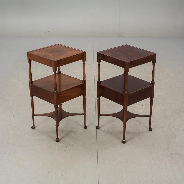 LAMPBORD, 2 snarlika. England, 1900-tal.