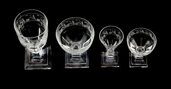 GLASSERVIS, 23 delar, Elme Glasbruk, 1900-talets mitt.