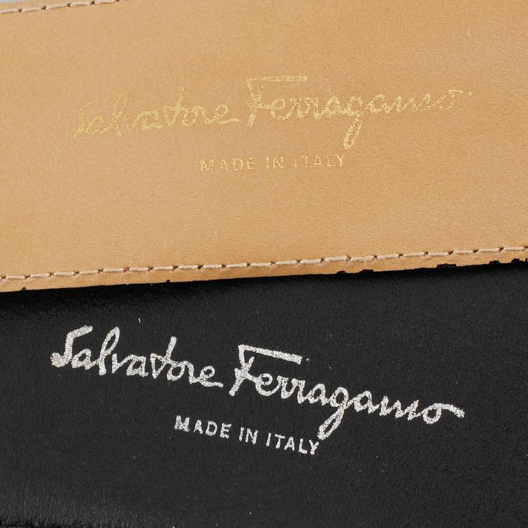 SKÄRP, 2 st, Salvatore Ferragamo, Italien, 2000-tal.