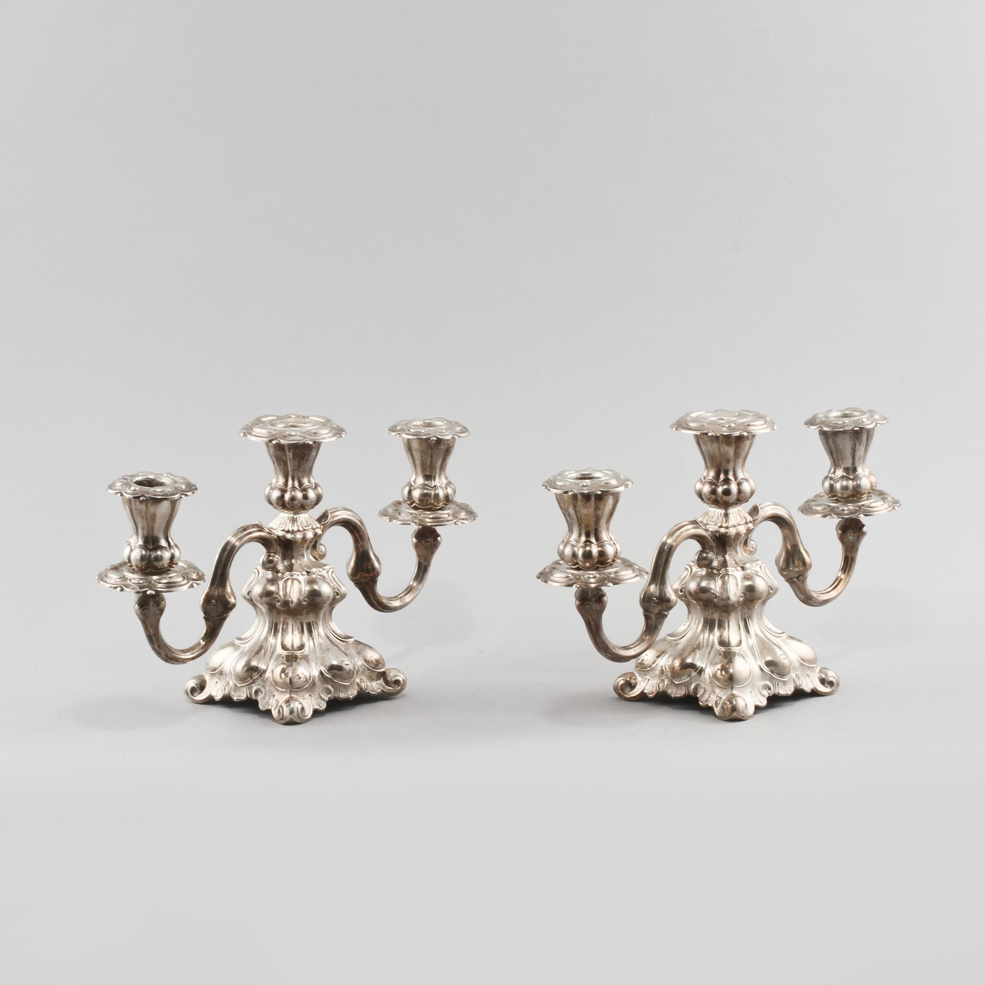 KANDELABRAR, ett par, silver, barockstil, svenska importstämplar, 1900-tal.