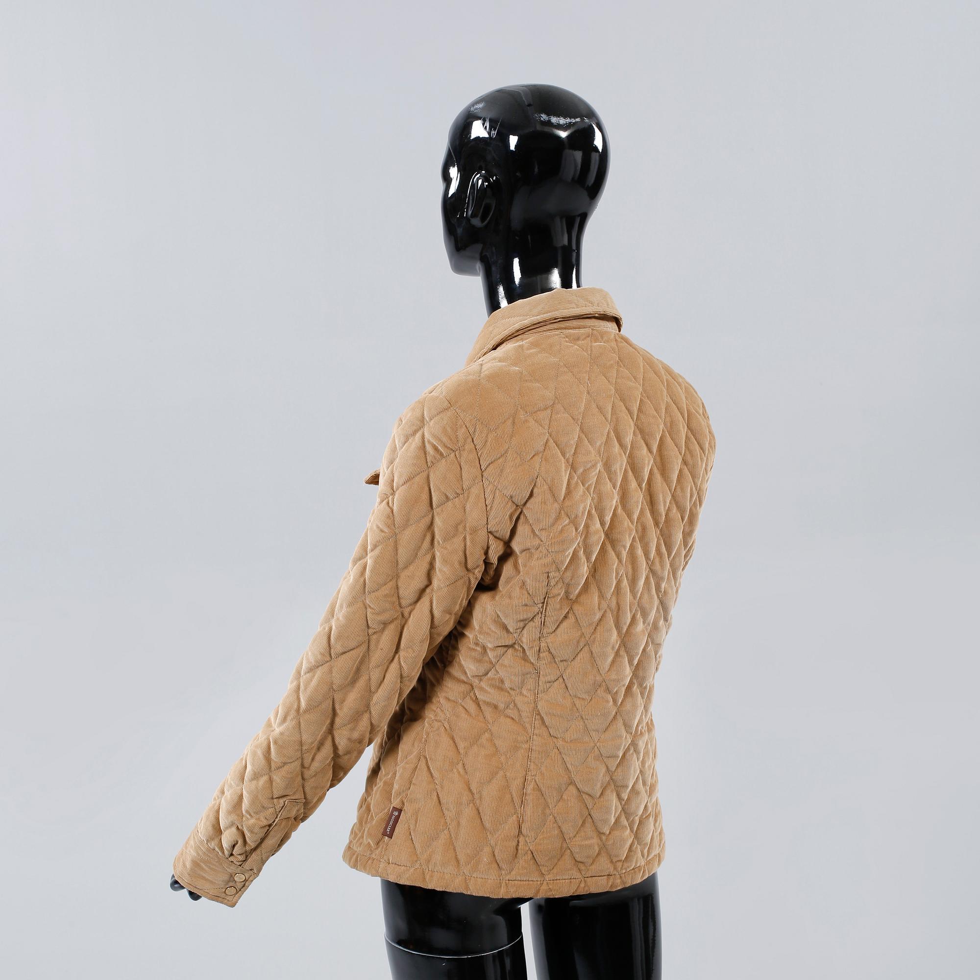 JACKA, Moncler.