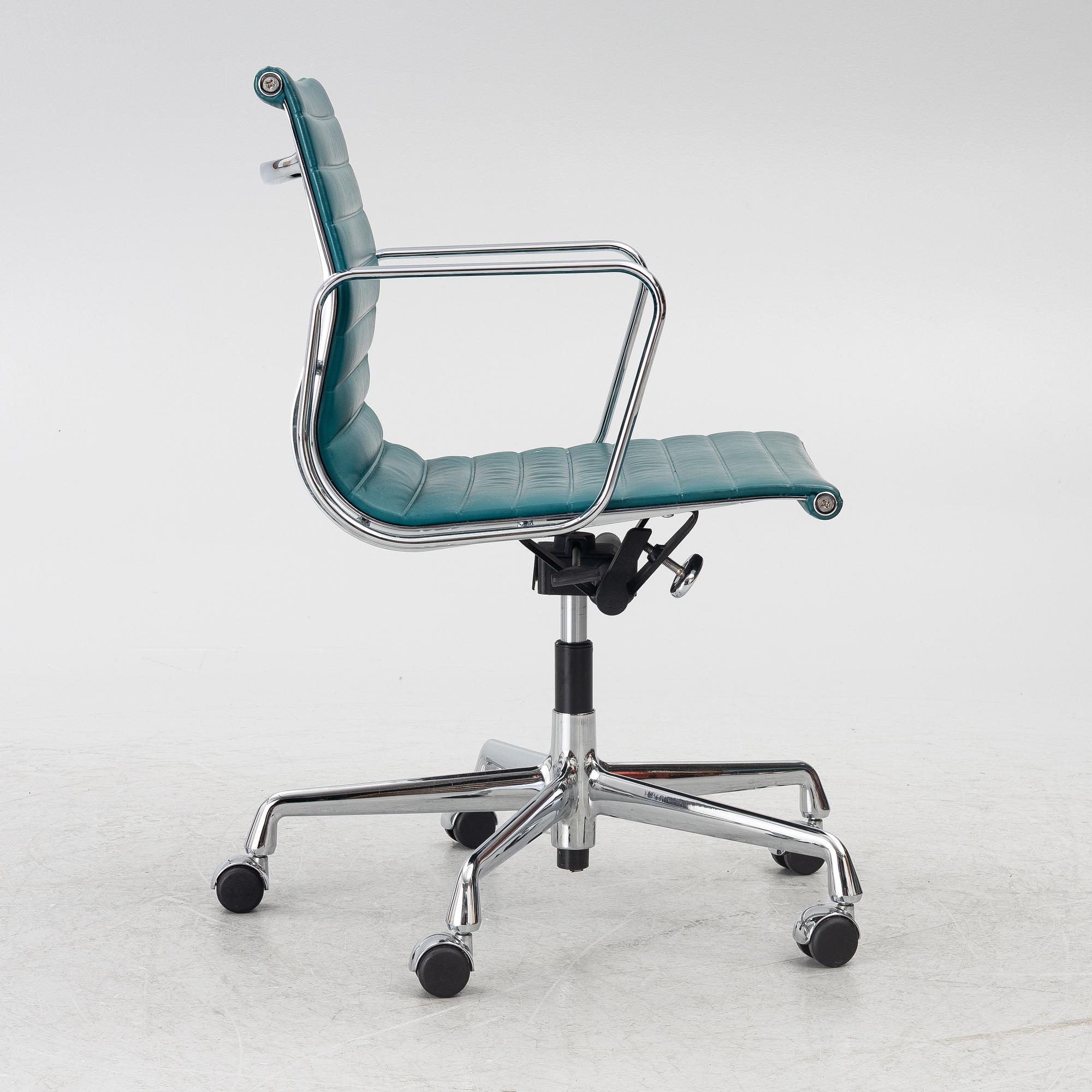 Charles & Ray Eames, skrivbordsstol, modell EA 117, Vitra,
