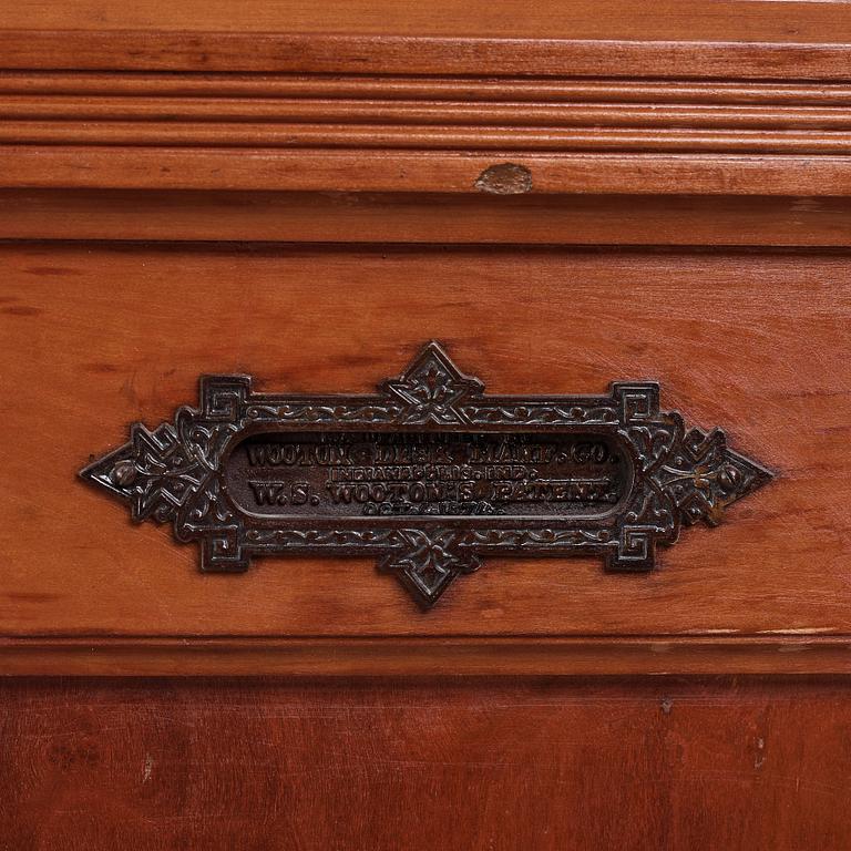 Wooton Desk, USA, late 19th century.