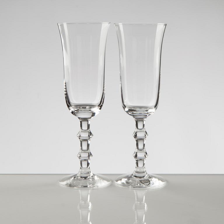 SIMON GATE, Orrefors-Sandvik, "Salut", champagneglas 10 st. Formgivna omkring 1919.