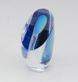 VAS, glas, Göran Wärff, Kosta Boda, signerad, 1900-talets andra hälft.