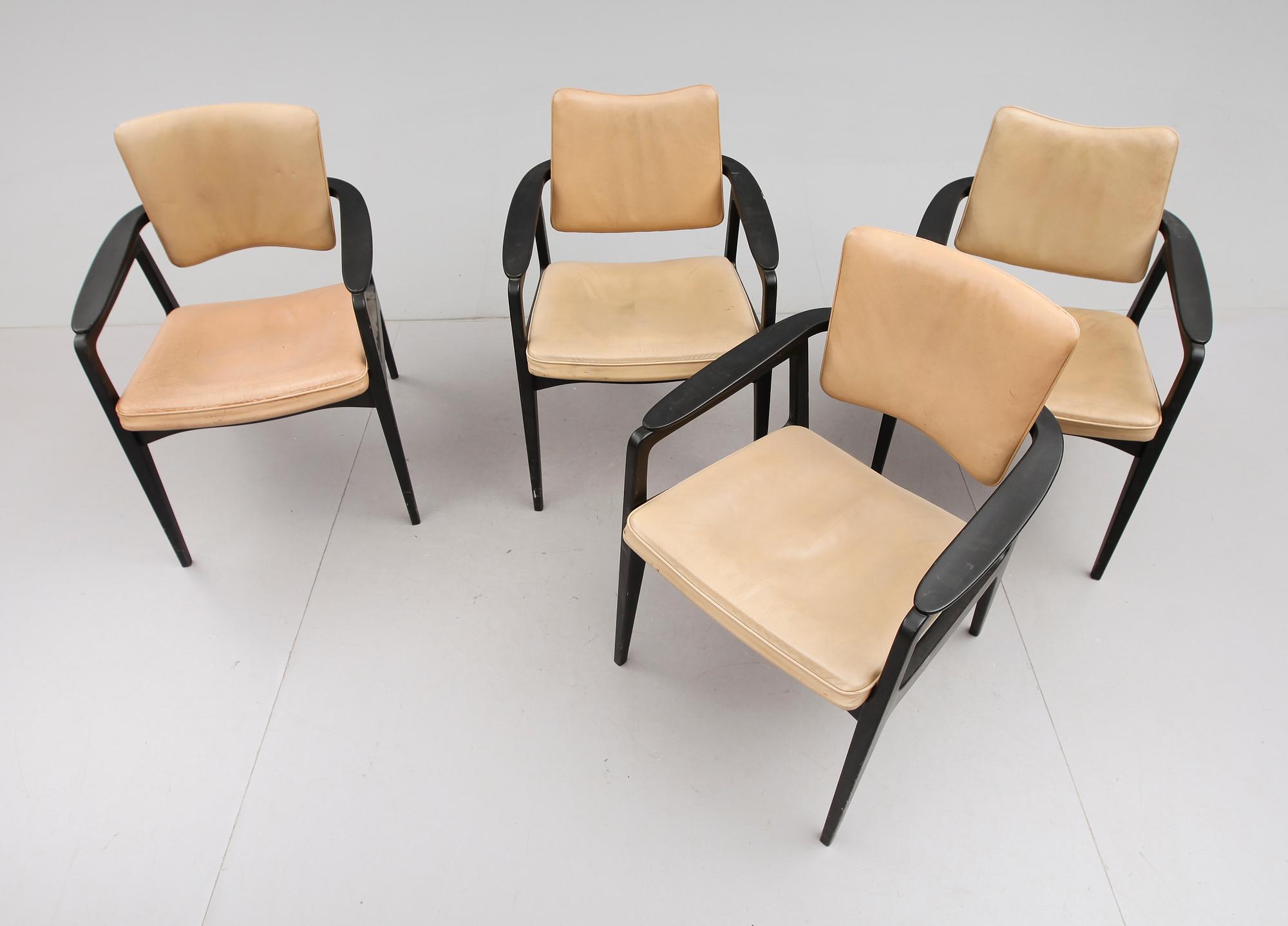 KARMSTOLAR, 4 st, design Sigvard Bernadotte, Danmark, 1900-talets andra hälft.