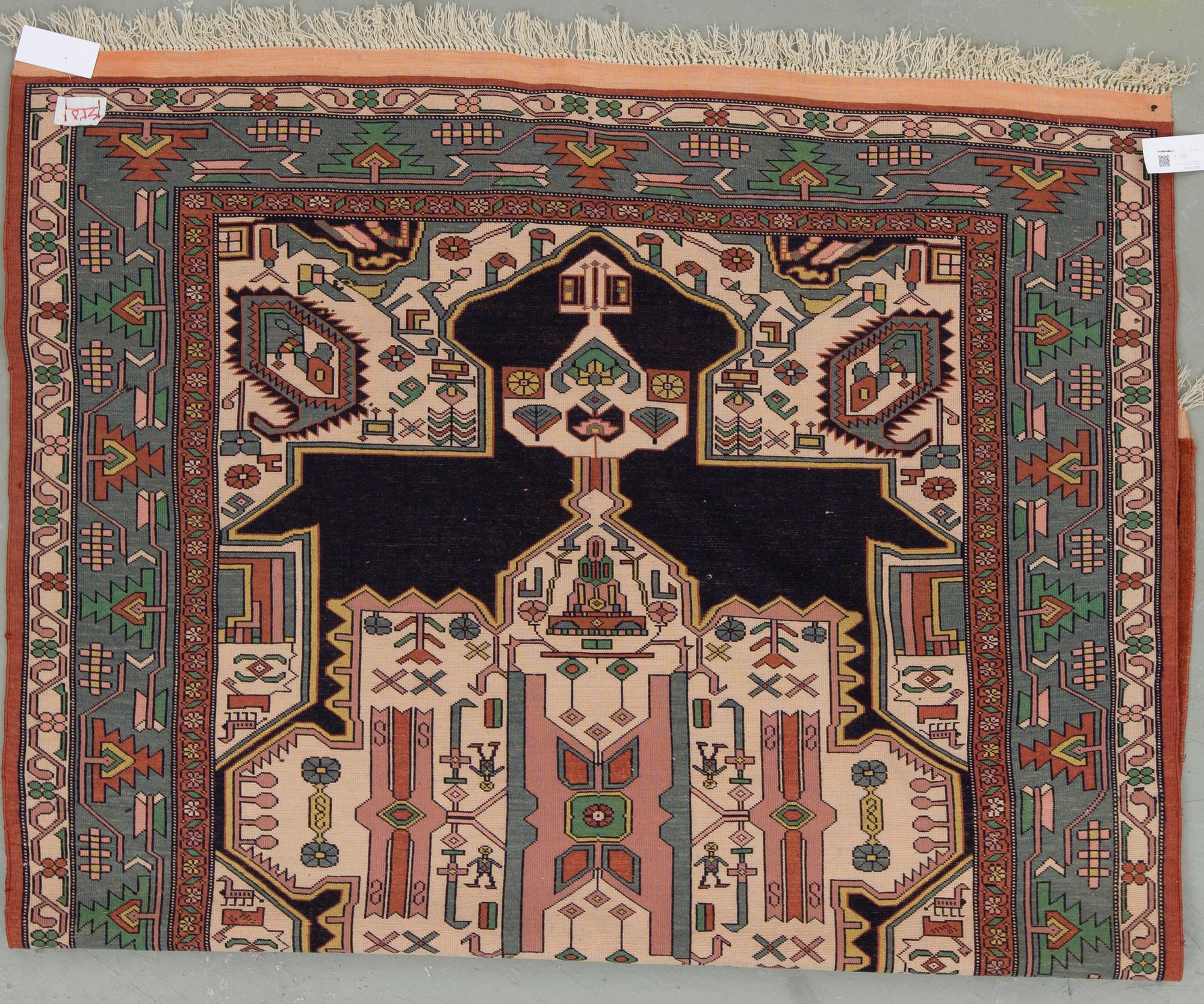 MATTA, Khorasan. Ca 175x140 cm.