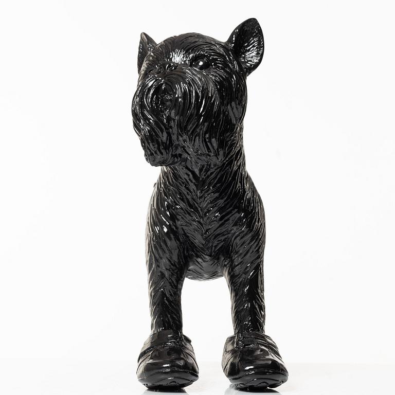 William Sweetlove, "Cloned Griffon Bruxellois with pet bottle" (Black).