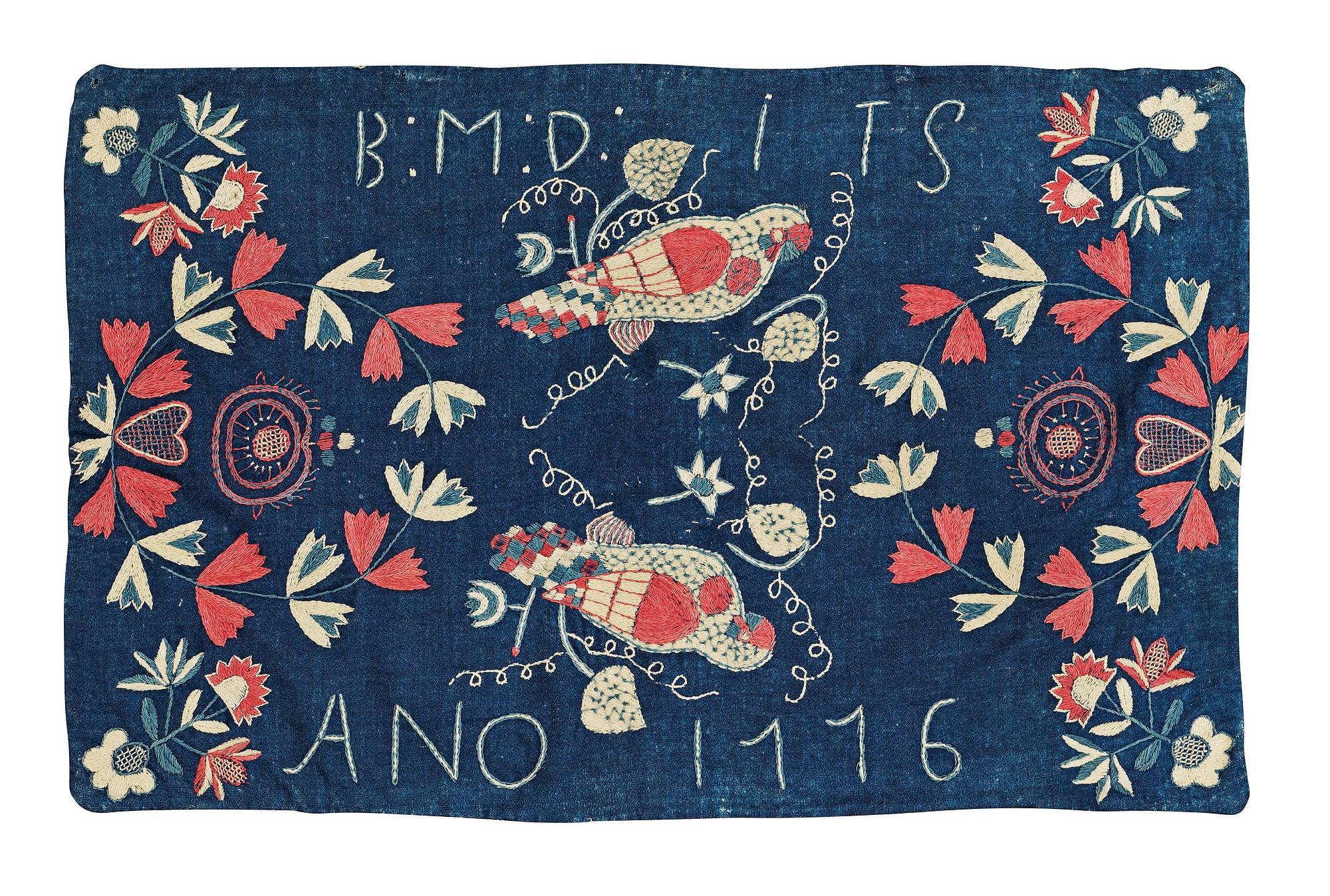 CARRIAGE CUSHION, EMBROIDERED. "Papegojor". Scania, Sweden, 1776. 60,5 x 93 cm.