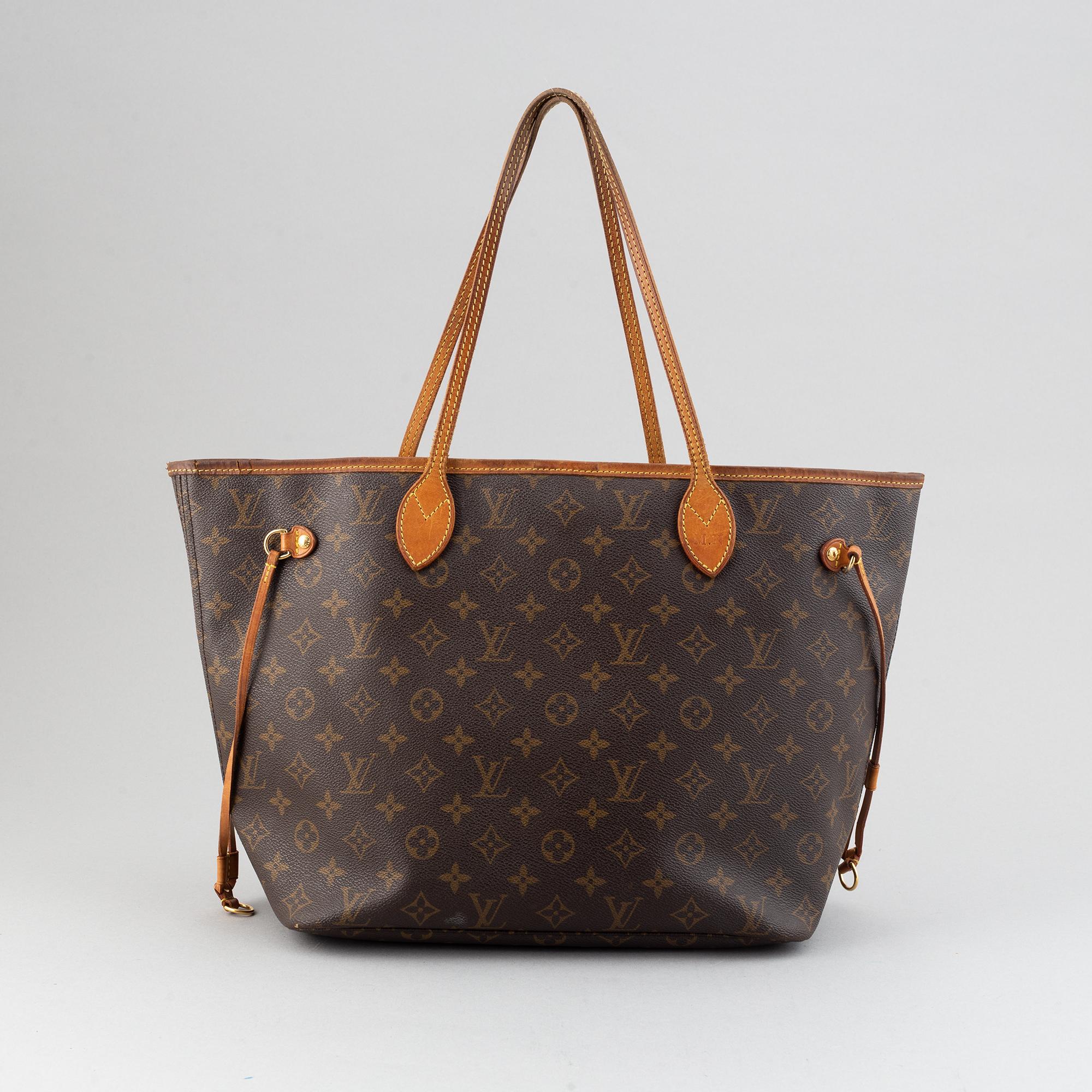 Louis Vuitton, a monogram canvas 'Neverfull' bag.