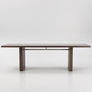 Antonio Citterio, a 'Simposio' dining table, Max Alto B&B Italia.