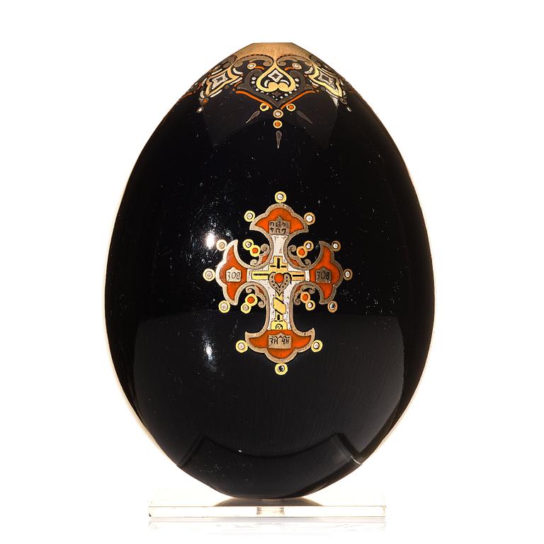 A Russian porcelain Easter Egg, late 19th Century, presumably Imperial Porcelain manufactory, St Petersburg.