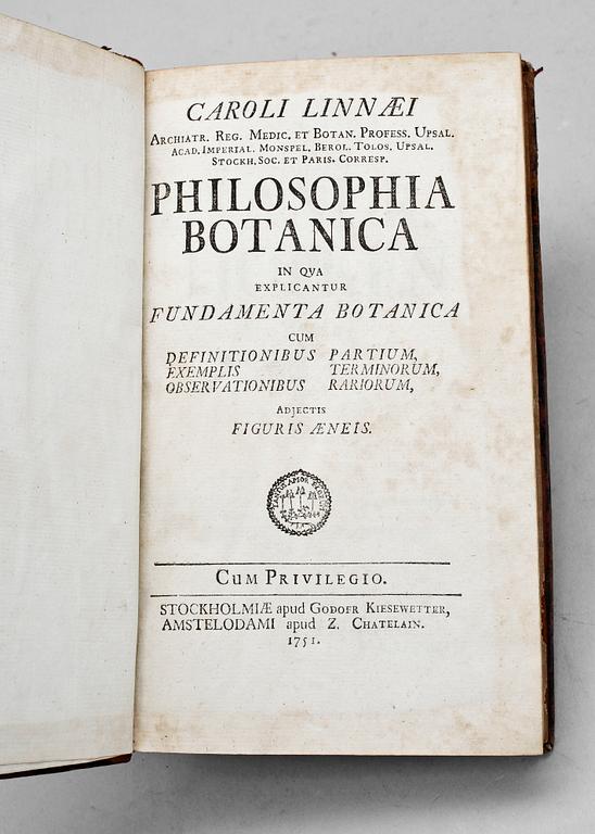 BOK, "Philosophia Botanica in qua explicantur..." av Carl von Linné, Stockholm 1751.