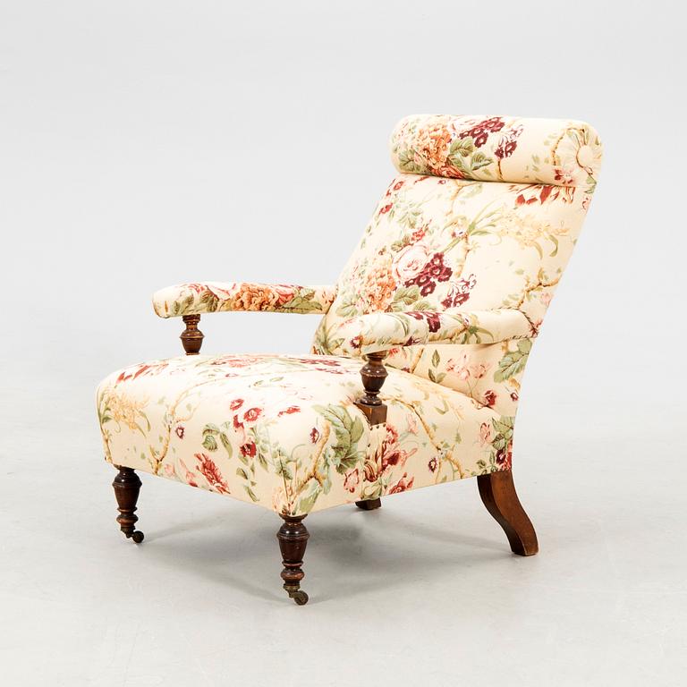 Fåtölj sekelskiftet 1900.