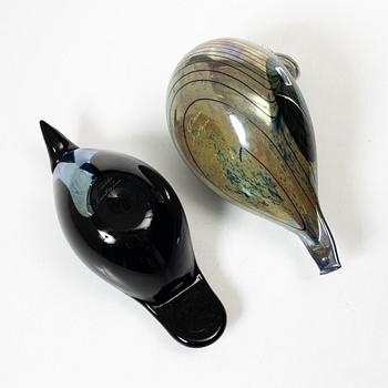 Oiva Toikka, a pair of glass birds, Nuutajärvi, Notsjö, Iittala, Finland.