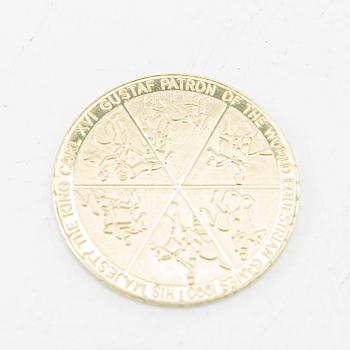 Medalj, 18K guld 3000 kr Carl XVI Gustaf, World Equestrian games Stockholm 1990 Sporrong  vikt ca 10,08 gram.