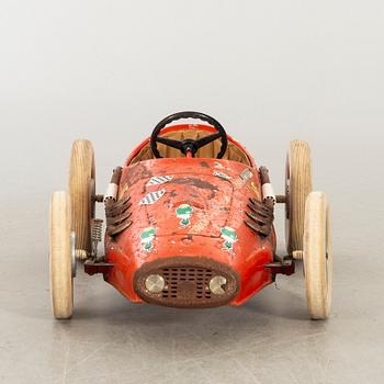 A 1950/60s Giordani pedal car, "Lotus".