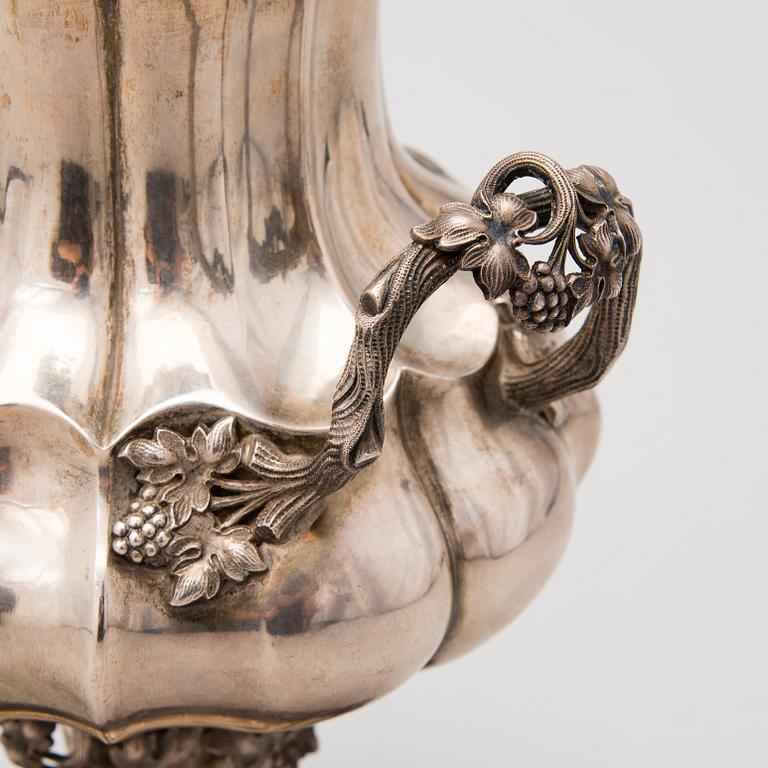 A Finnish neo rococo silver samovar by Anders Wilhelm Felixsson, Lovisa 1857.