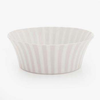 Aune Siimes, malja, posliinia, signeerattu AS Arabia.