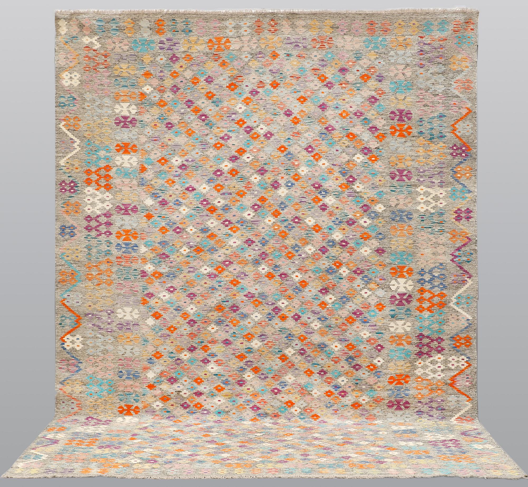 Matta, Kelim, 350 x 256 cm.