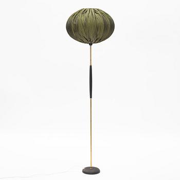 A mid 20th century floor lamp.