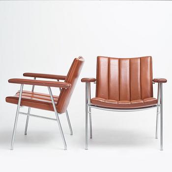 Hans J. Wegner, a pair of "AP-52" easy chairs, AP-stolen, Denmark, 1960's.