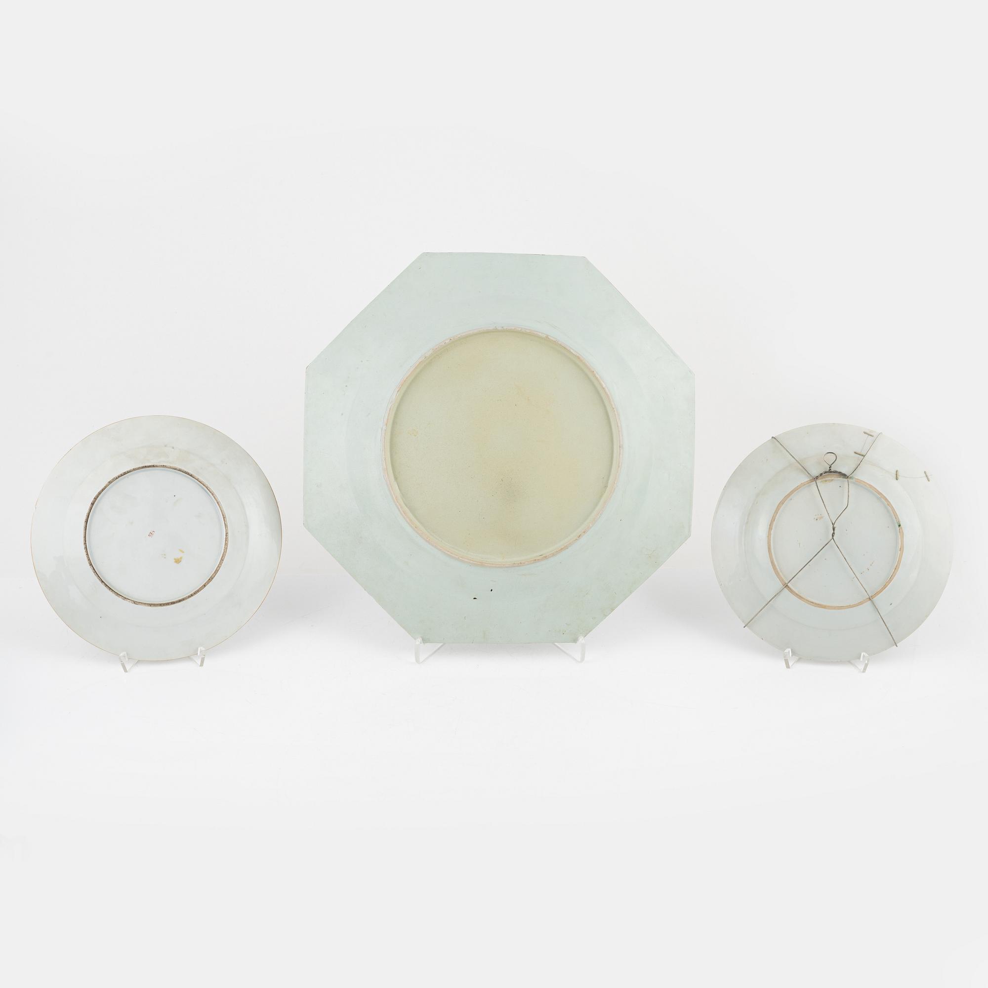 A group of thirteen porcelain pieces, China and Samson, France, 18th-20th Century.
