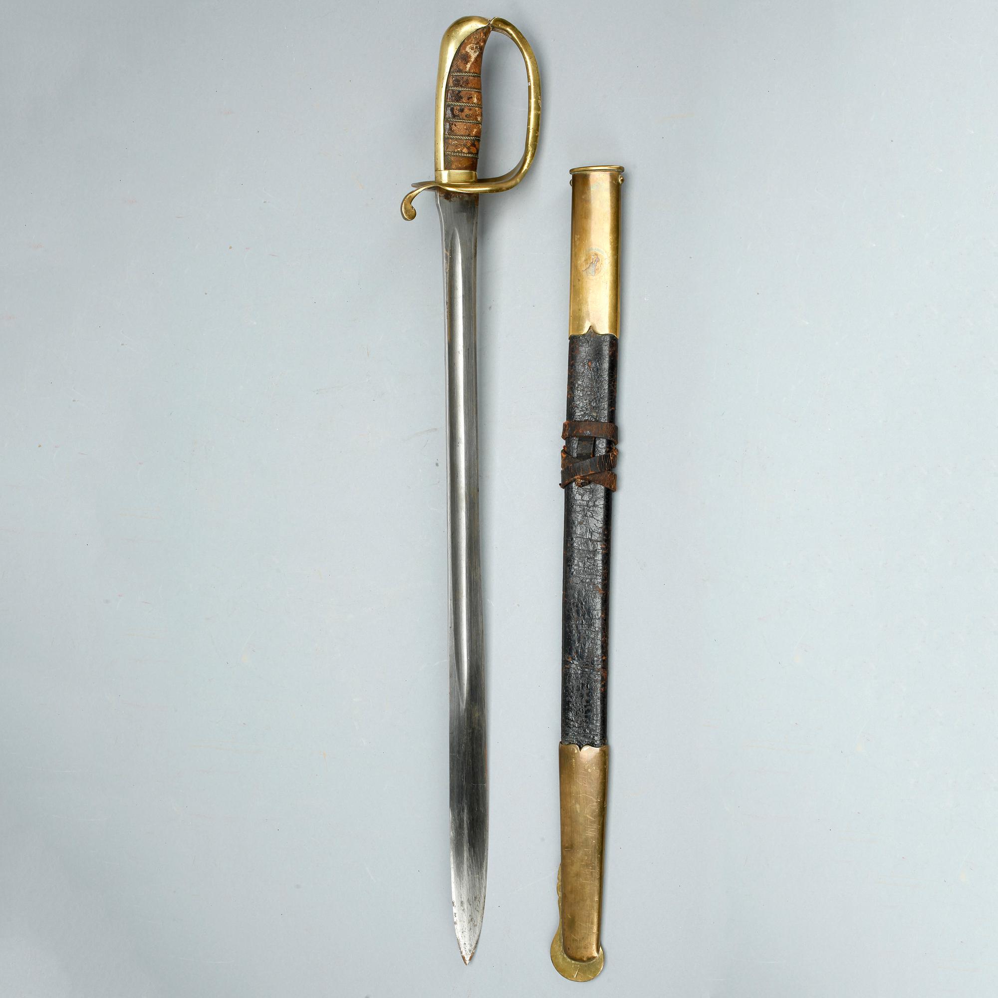 HUGGARE, m/1885, för underofficerskorpral i flottan.