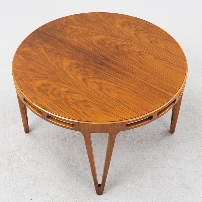 Carl-Axel Acking, a mid 20th century Scandinavian Modern coffee table.