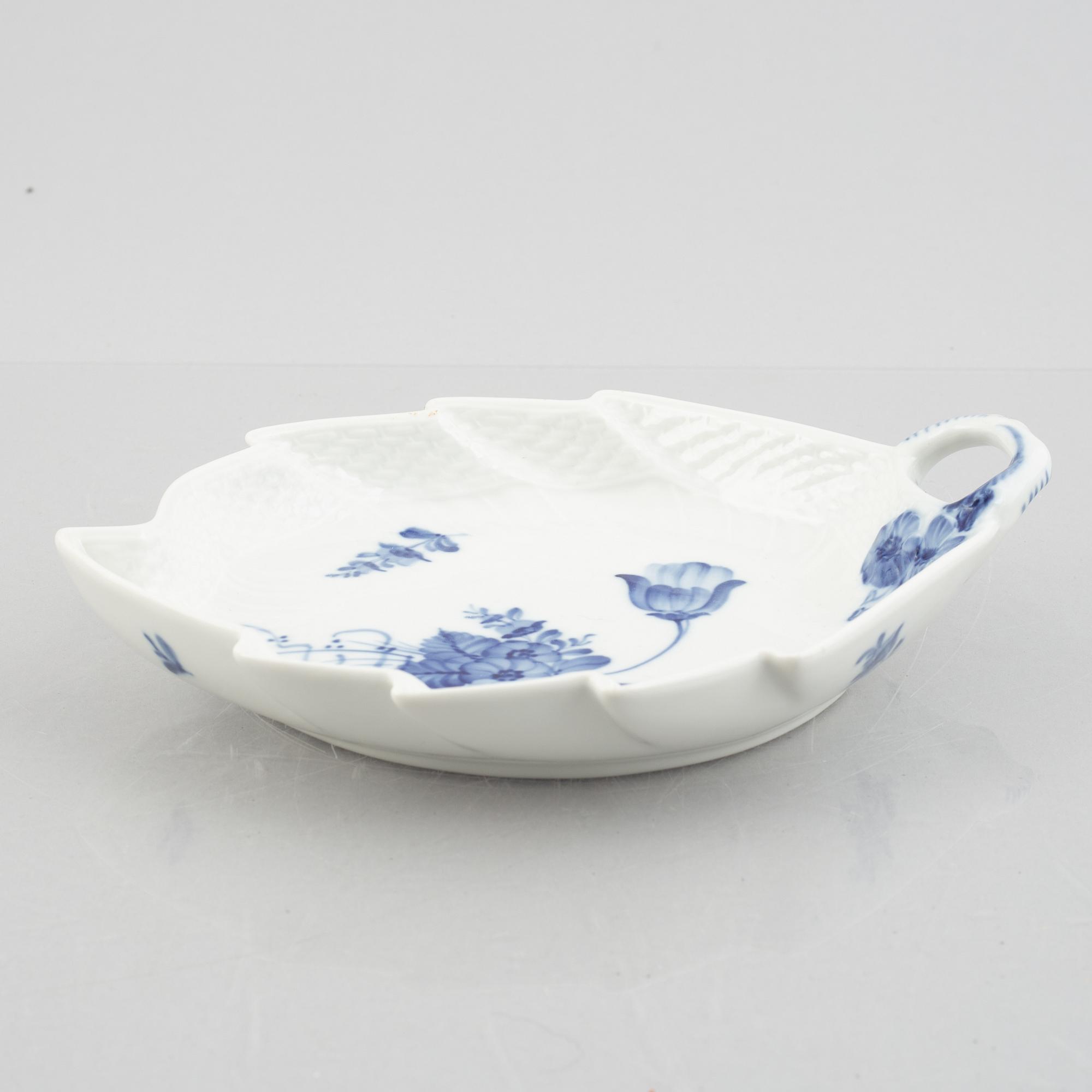 Royal Copenhagen, 53 pieces of a porcelain "Blue flower" coffee and mocha service, Denmark.
