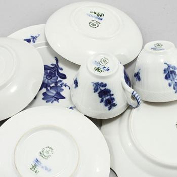 SERVISDELAR, 25 delar, porslin, Blå blomster, Royal Copenhagen, 1900-tal.