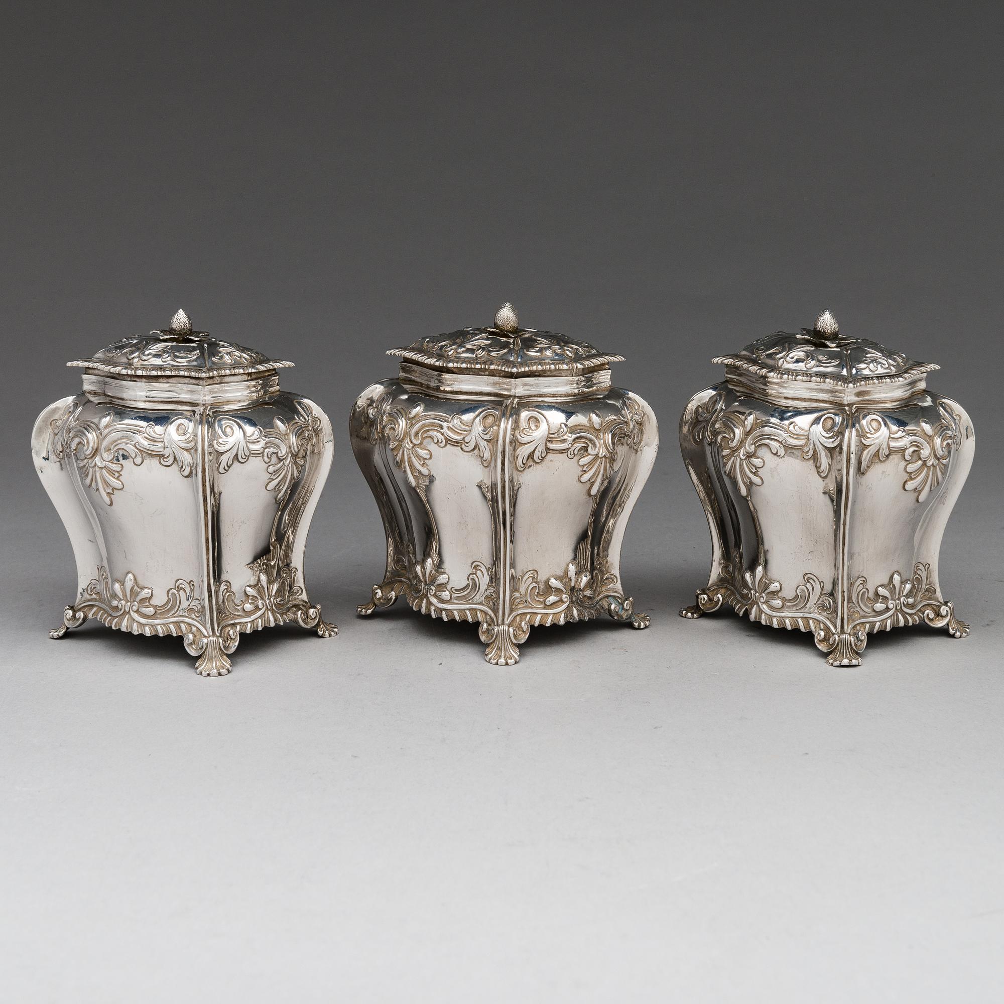 Teburkar, 3 st, sterlingsilver, Thomas Bumfriss och Orlando Jackson, London 1766. I schatull.