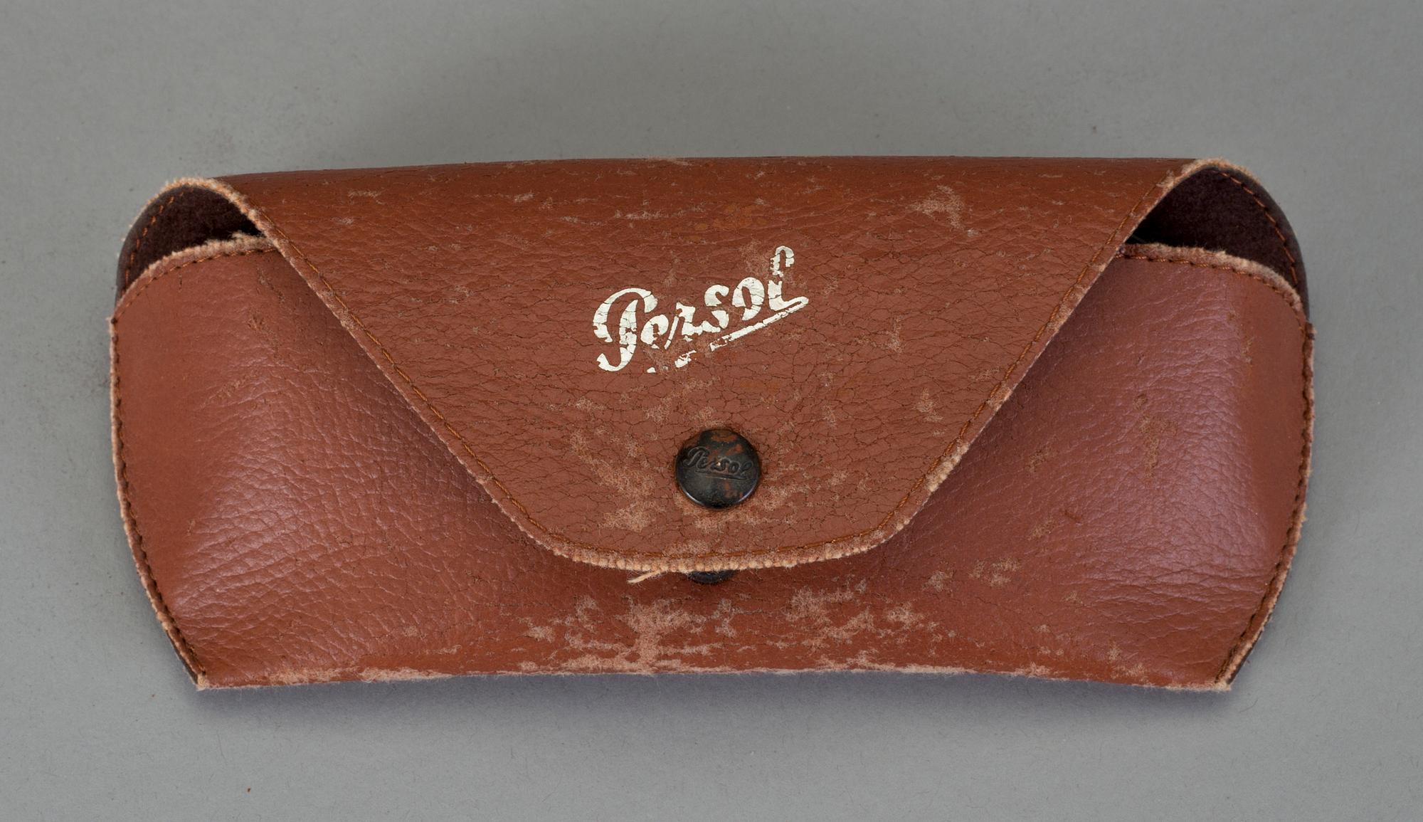 GLASÖGON, Persol, 1970-tal.