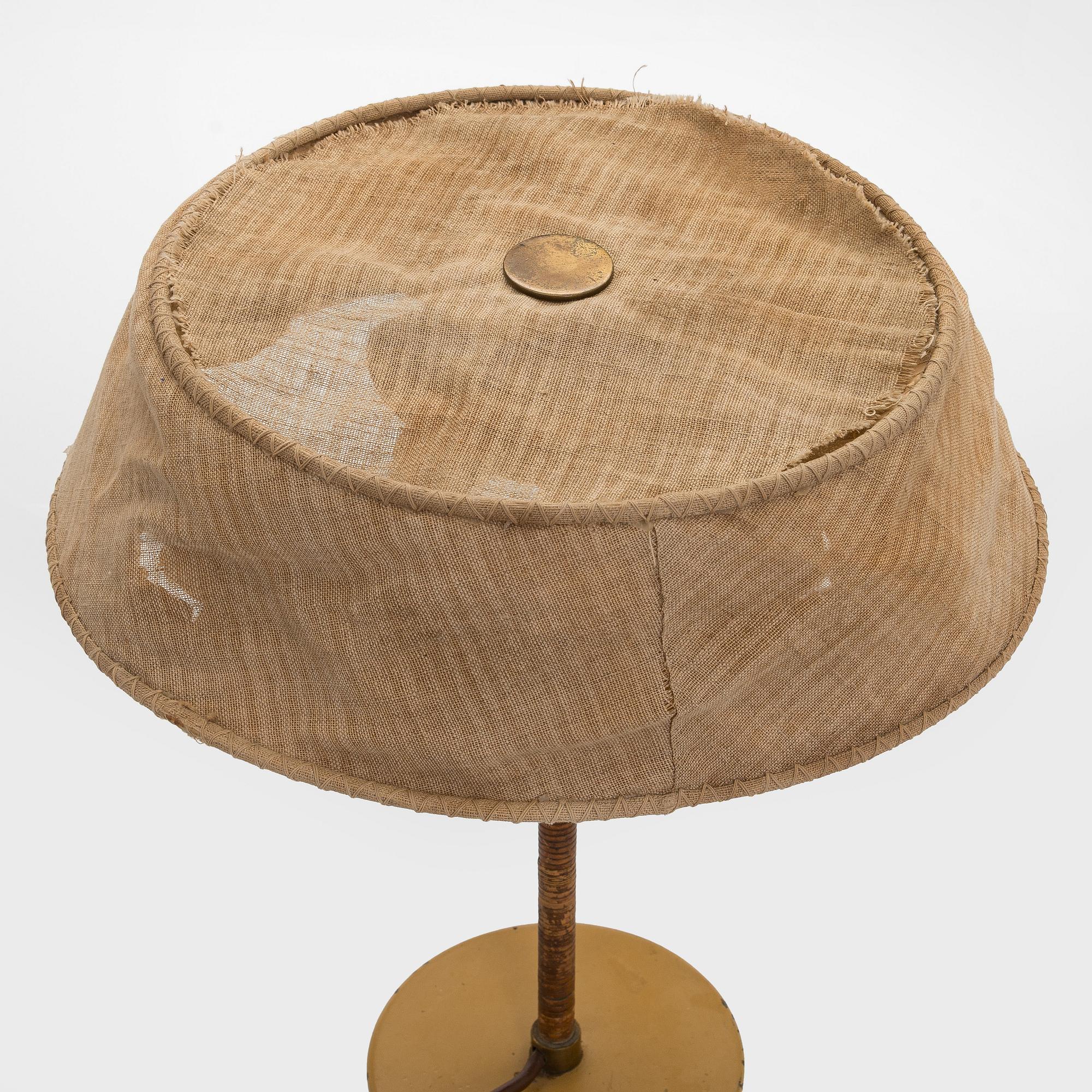 Paavo Tynell, bordslampa, beställningsarbete, Taito Oy 1938.