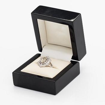 Sormus, 14K valkokultaa, timantteja n. 1.71 ct yht.