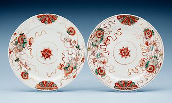 A pair of famille verte dinner plates, Qing dynasty, Kangxi (1662-1722).