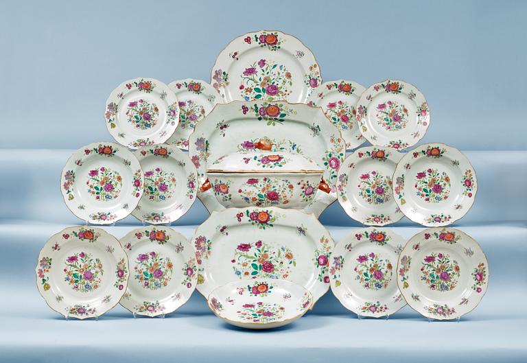 A famille rose 17 part dinner service, Qing dynasty, Qianlong (1736-95).