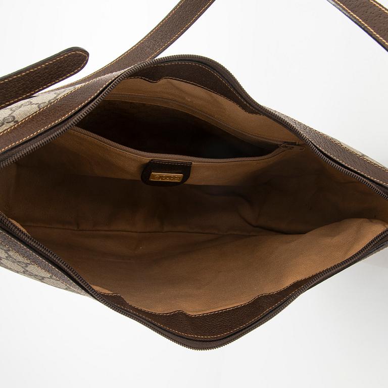 Gucci, A bag.